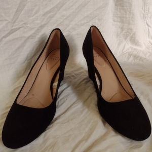 Black Wedge Pumps pt 2